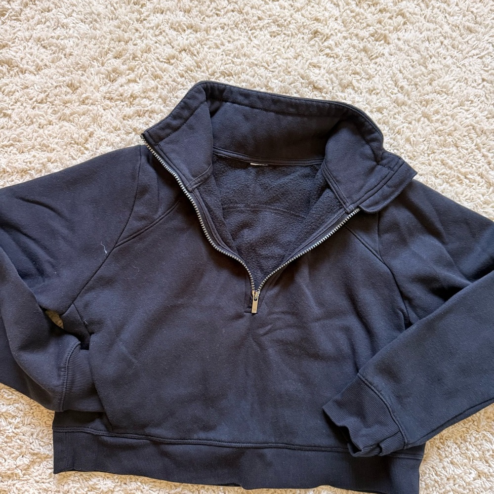 Half-Zip Pullover Sweatshirt in Navy - Picture 2 of 3